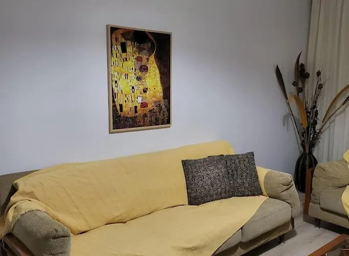 Apartment Beautiful In *